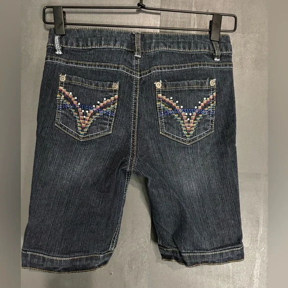 Bongo Embroidered Shorts 🩷 - Picture 2 of 4